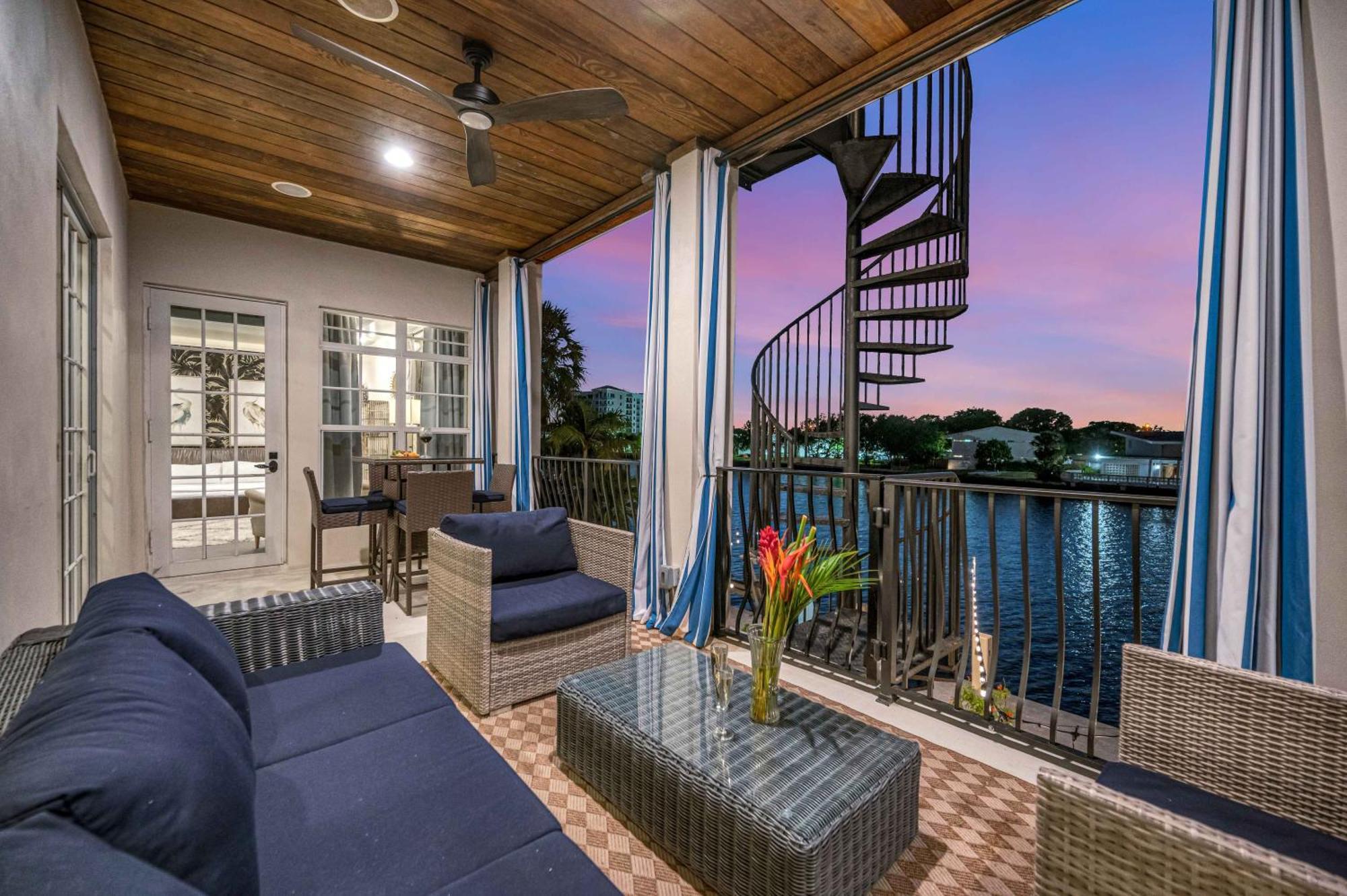 The Modern Castle Canal View Access Rooftop Living Greenhouse Vlllas フォート・ローダーデール エクステリア 写真